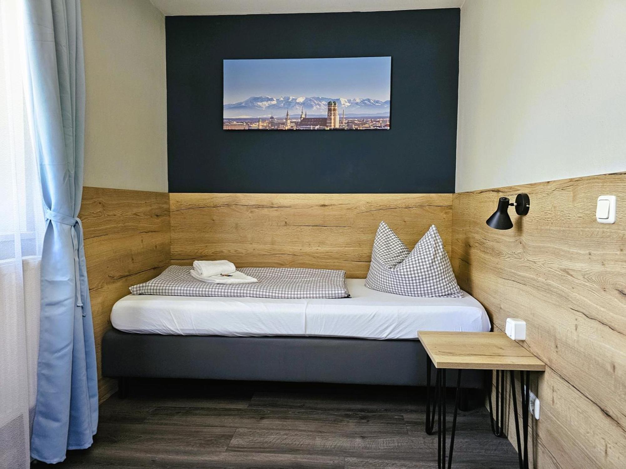 Novitel Pension Pliening - Muenchen Messe Bagian luar foto