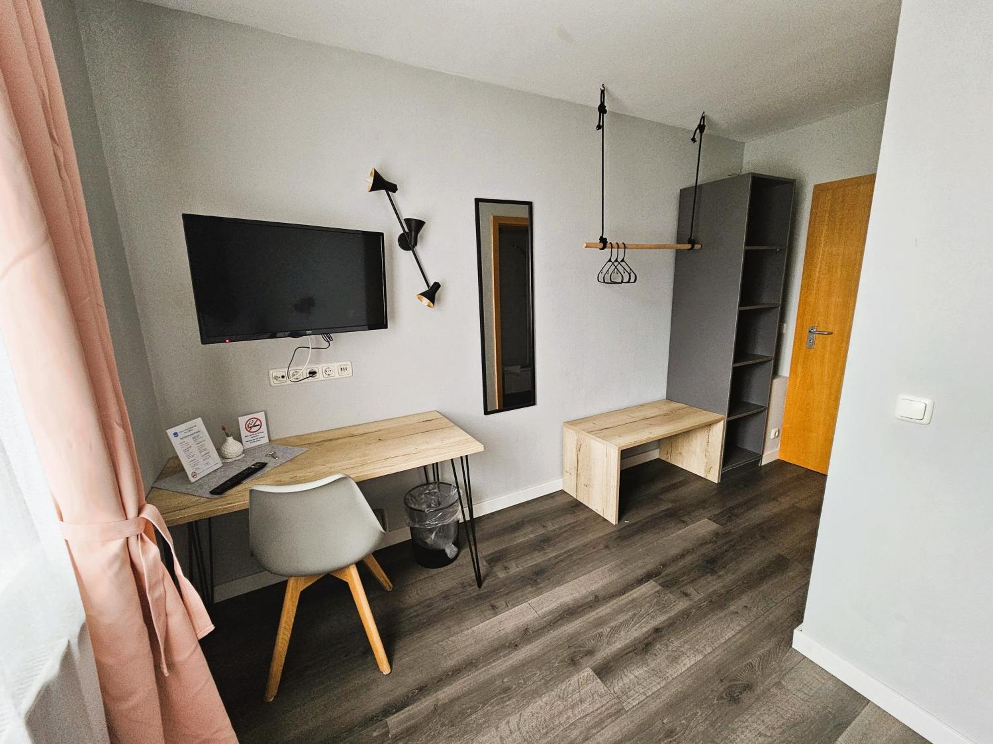 Novitel Pension Pliening - Muenchen Messe Bagian luar foto